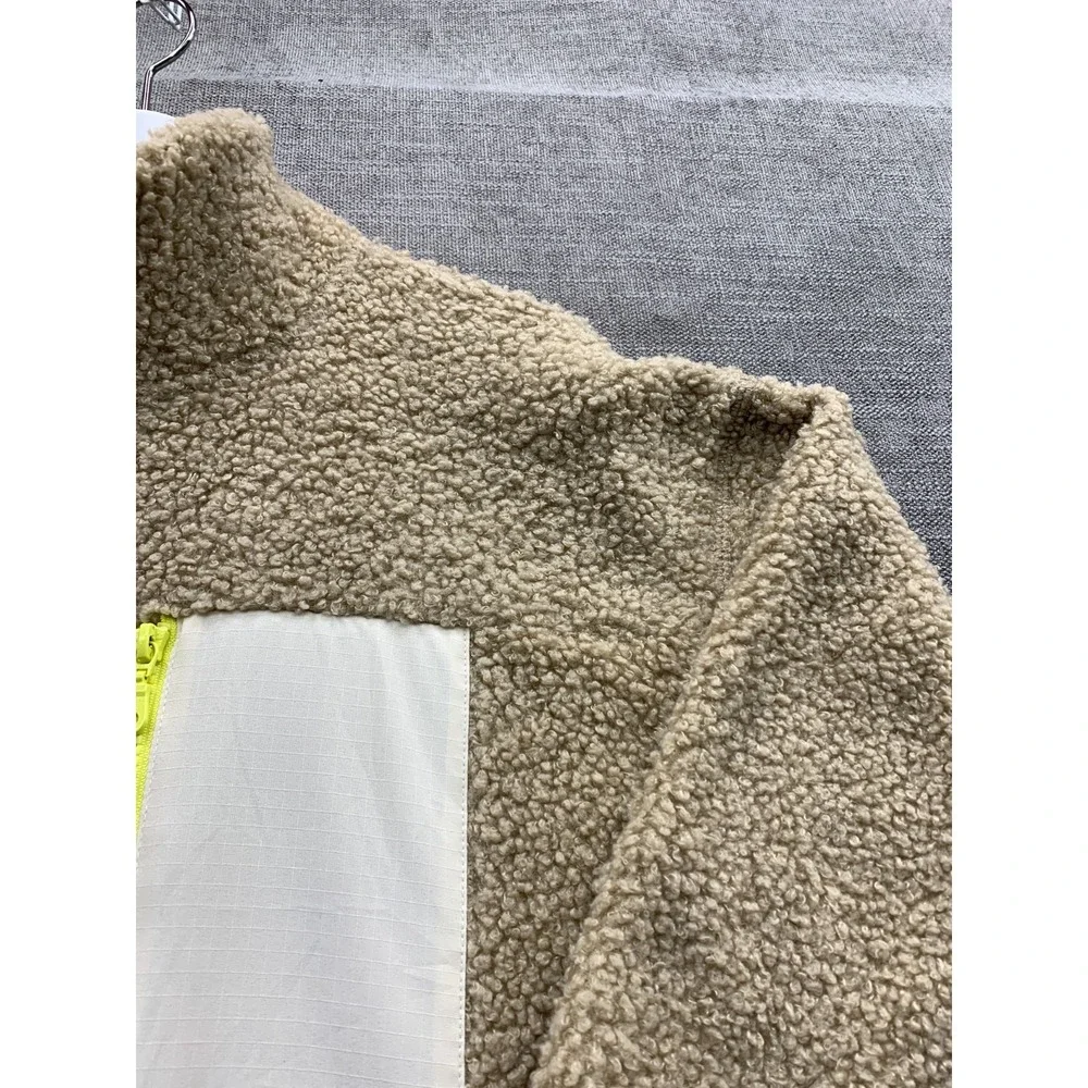 Universal Thread Goods Co Faux Fur Jacket Womens Small Beige Mock Neck Warm Wear